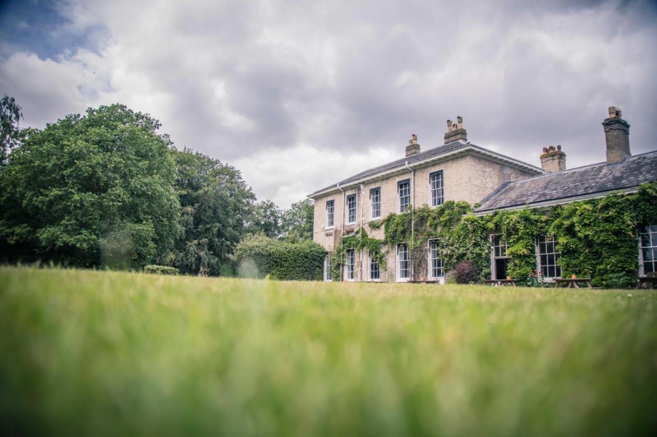 Caistor Hall Arminghall Esterno foto